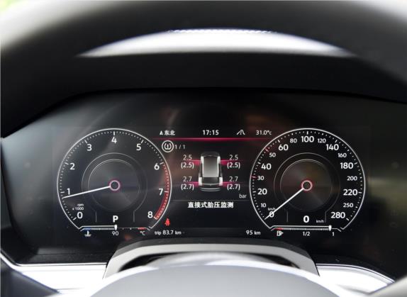 途锐 2019款 2.0TSI 锐翼版 国V 中控类   仪表盘