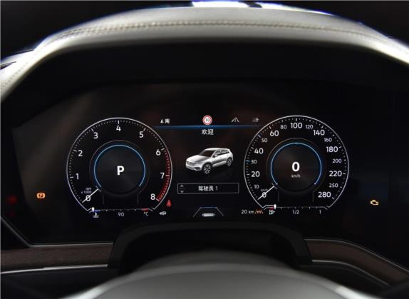 途锐 2019款 3.0TSI 锐锋版 国V 中控类   仪表盘