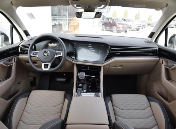 途锐 2019款 3.0TSI 锐智版 国V 中控类   中控全图
