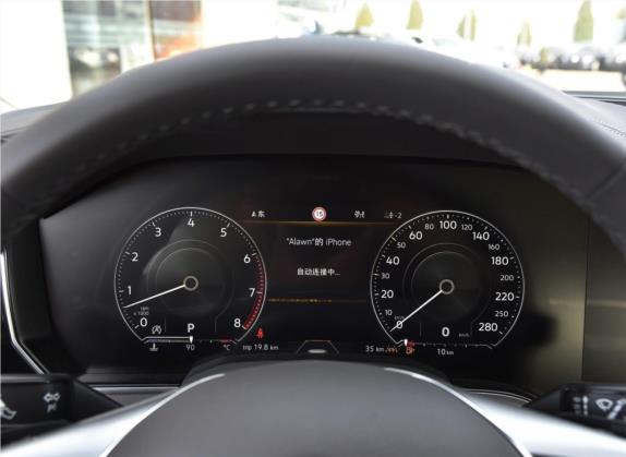 途锐 2019款 3.0TSI 锐智版 国V 中控类   仪表盘