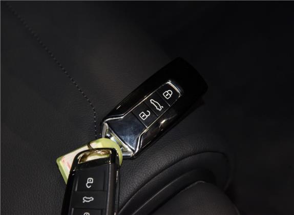 途锐 2019款 2.0TSI 领航版 国VI 其他细节类   钥匙