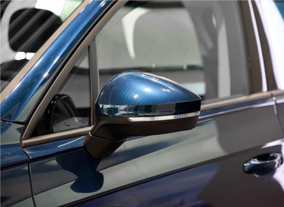 途锐 2019款 2.0TSI 领航版 国VI 外观细节类   外后视镜
