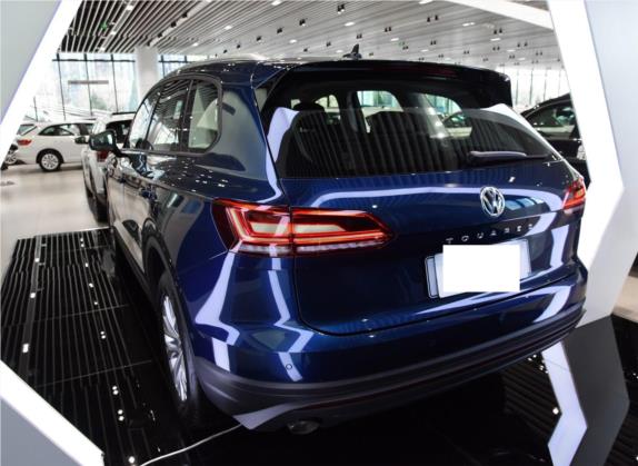 途锐 2019款 2.0TSI 领航版 国VI 外观   斜后