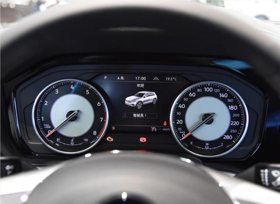 途锐 2019款 2.0TSI 领航版 国VI 中控类   仪表盘