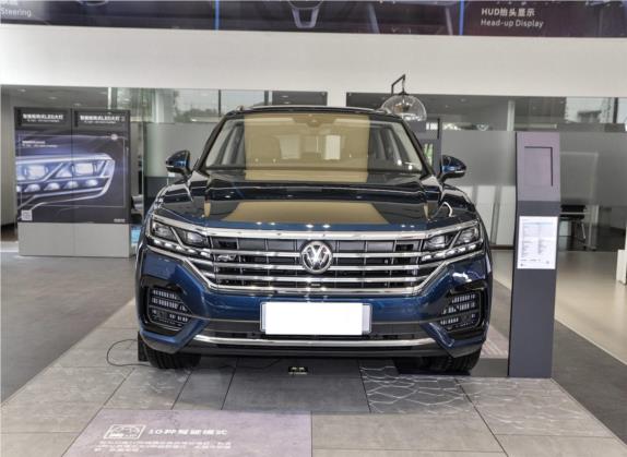 途锐 2020款 3.0TSI 锐享版 国VI 外观   正前