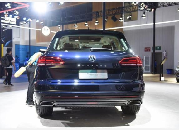 途锐 2020款 2.0TSI 锐尚版 国VI 外观   正后