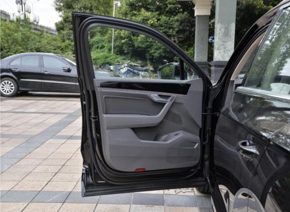 途锐 2021款 2.0TSI 锐翼版 车厢座椅   前门板
