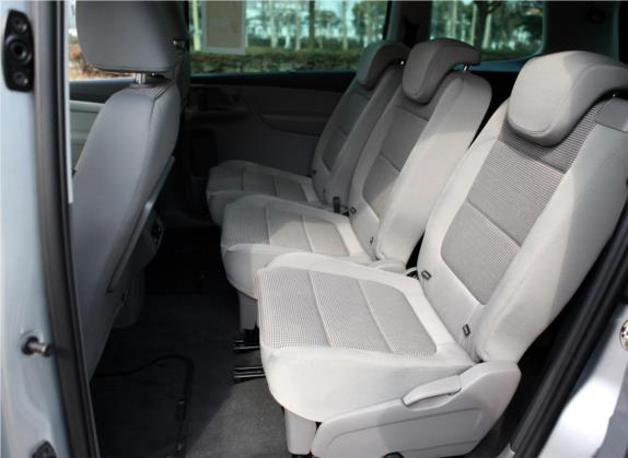 夏朗 2012款 2.0TSI 标配型 欧IV 车厢座椅   后排空间