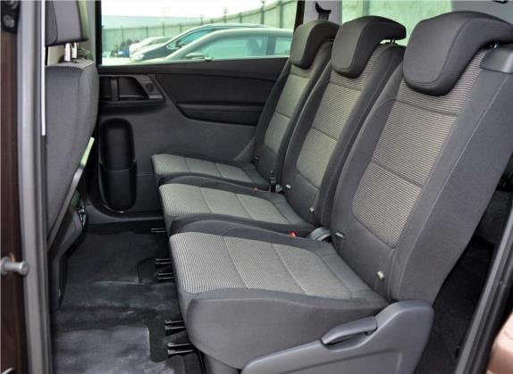 夏朗 2013款 1.8TSI 标配型 欧IV 车厢座椅   后排空间