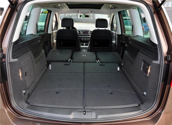夏朗 2013款 1.8TSI 标配型 欧IV 车厢座椅   后备厢