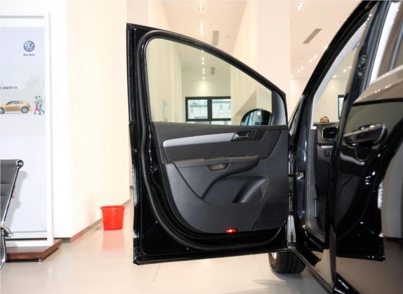 夏朗 2013款 2.0TSI 标配型 车厢座椅   前门板