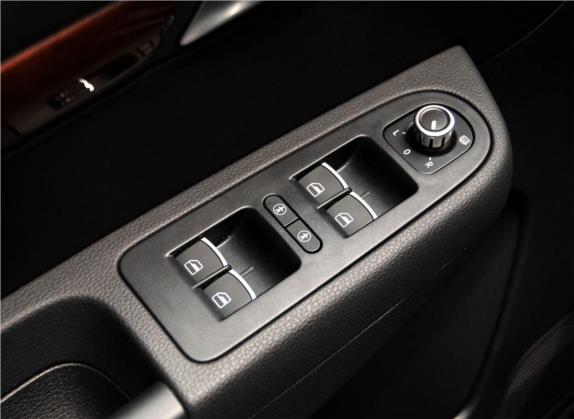 夏朗 2013款 2.0TSI 舒适型 车厢座椅   门窗控制
