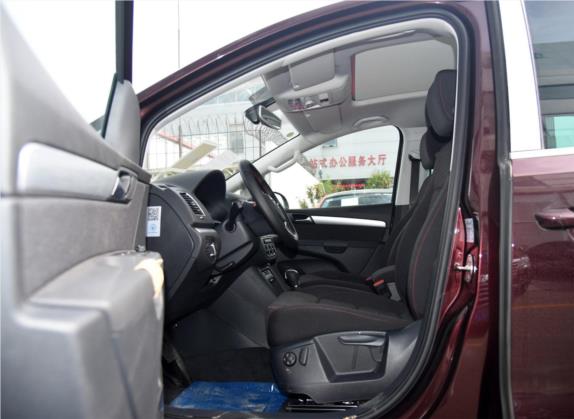 夏朗 2016款 380TSI 暖心红限量版 车厢座椅   前排空间