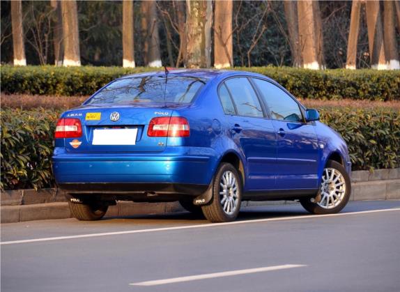 Polo 2004款 三厢 1.4L 自动豪华型 外观   斜后