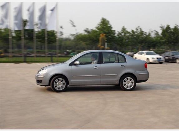 Polo 2006款 劲取 1.6L 自动雅尊版 外观   正侧