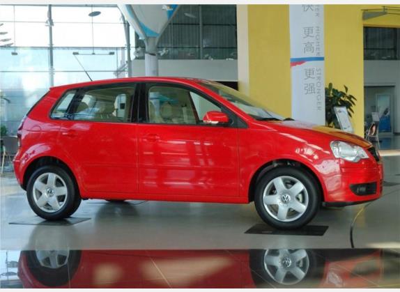 Polo 2007款 劲情 1.4L 自动风尚版 外观   正侧