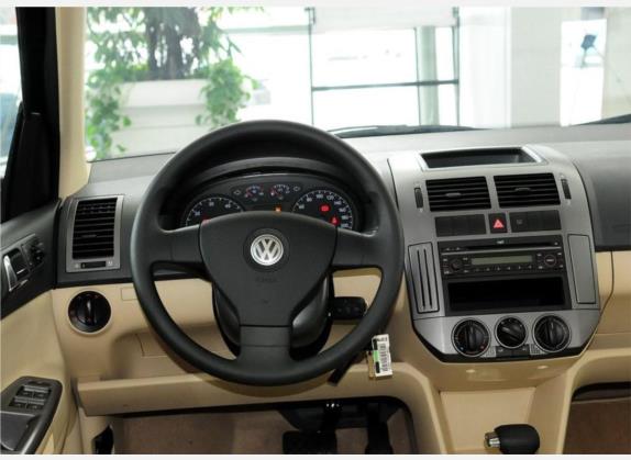 Polo 2009款 劲情 1.4L 自动舒尚版 中控类   驾驶位