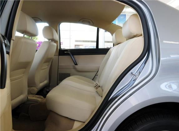 Polo 2009款 劲取 1.6L 手动雅致版 车厢座椅   后排空间