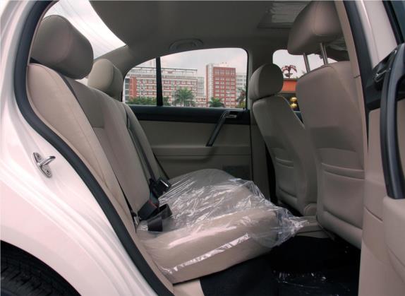 Polo 2011款 劲取 1.6L 自动实酷版 车厢座椅   后排空间