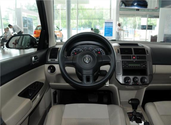 Polo 2011款 劲取 1.4L 自动实尚版 中控类   驾驶位