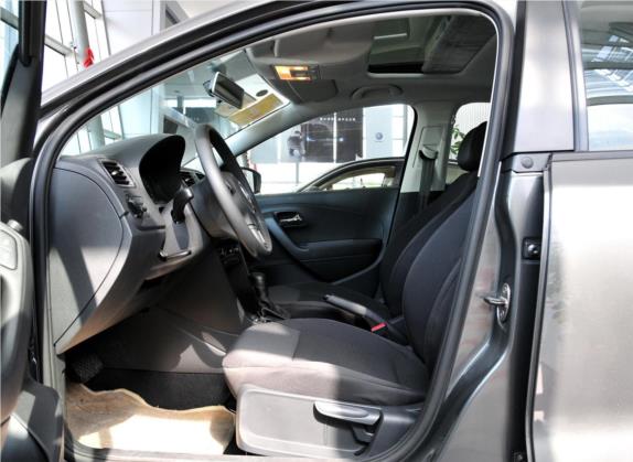 Polo 2011款 1.4L 自动致尚版 车厢座椅   前排空间