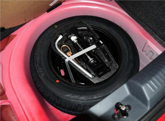 Polo 2013款 1.4L 手动舒适版 其他细节类   备胎