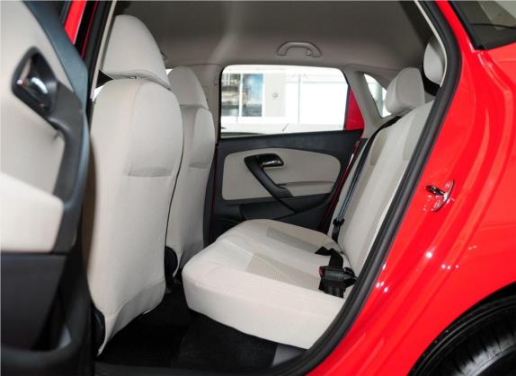 Polo 2013款 1.4L 自动舒适版 车厢座椅   后排空间
