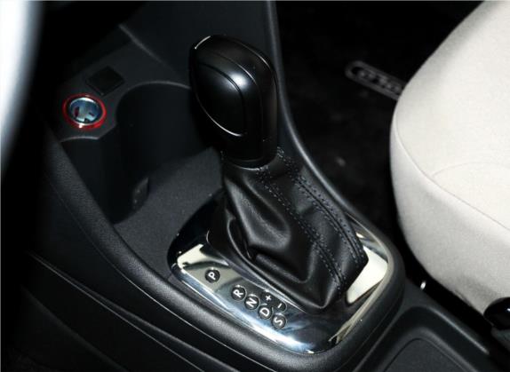 Polo 2013款 1.4L 自动舒适版 中控类   挡把