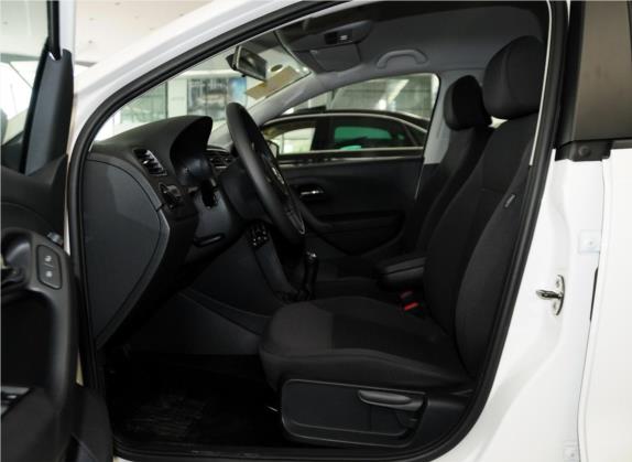 Polo 2013款 1.6L 手动舒适版 车厢座椅   前排空间