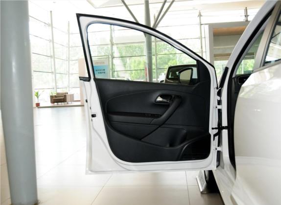 Polo 2013款 1.6L 手动舒适版 车厢座椅   前门板