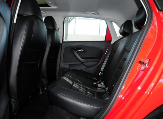 Polo 2013款 1.4L 自动豪华版 车厢座椅   后排空间