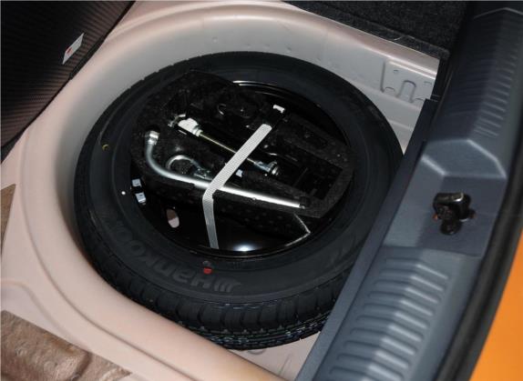 Polo 2014款 1.6L Cross Polo 自动 其他细节类   备胎