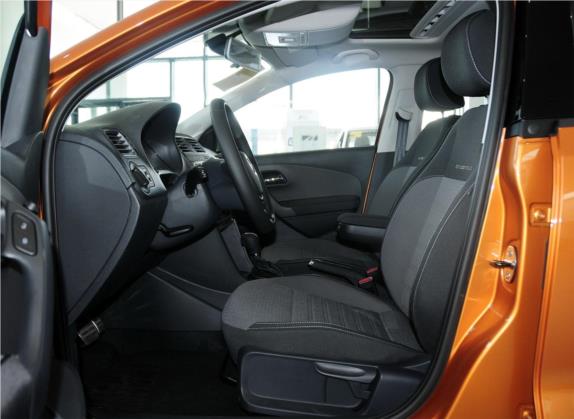Polo 2014款 1.6L Cross Polo 自动 车厢座椅   前排空间