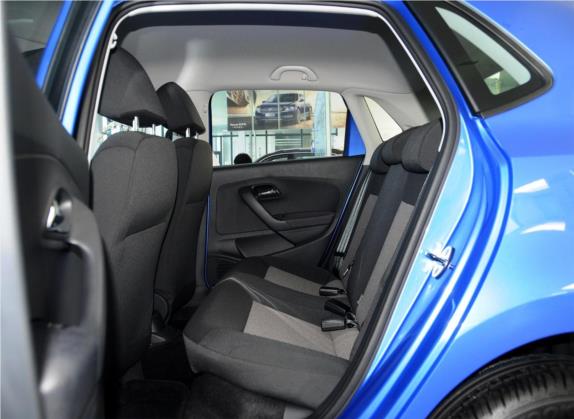 Polo 2014款 1.4L 手动风尚版 车厢座椅   后排空间