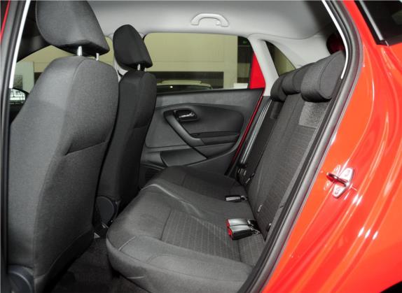 Polo 2014款 1.4L 自动舒适版 车厢座椅   后排空间