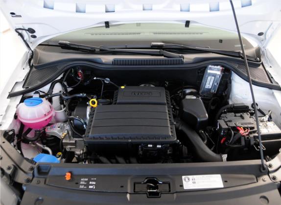 Polo 2014款 1.6L 自动舒适版 其他细节类   发动机舱