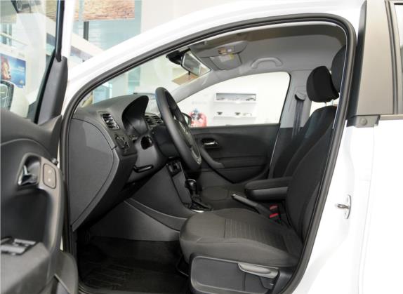 Polo 2014款 1.6L 自动舒适版 车厢座椅   前排空间