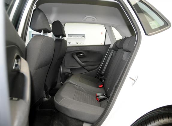 Polo 2014款 1.6L 自动舒适版 车厢座椅   后排空间