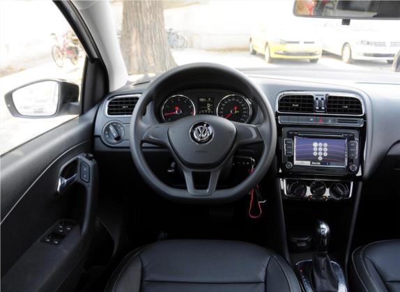 Polo 2014款 1.6L 自动30周年纪念版 中控类   驾驶位