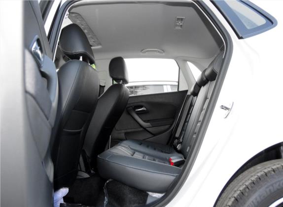 Polo 2014款 1.6L 自动30周年纪念版 车厢座椅   后排空间