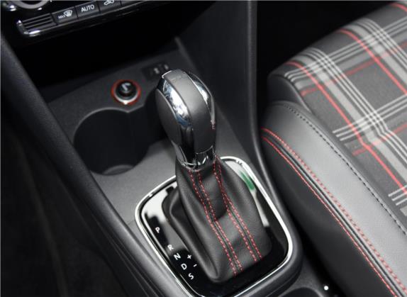 Polo 2015款 1.4TSI GTI 中控类   挡把