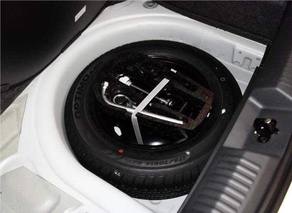 Polo 2016款 1.4L 手动风尚型 其他细节类   备胎