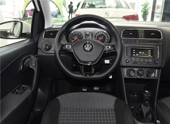 Polo 2016款 1.6L 手动舒适型 中控类   驾驶位