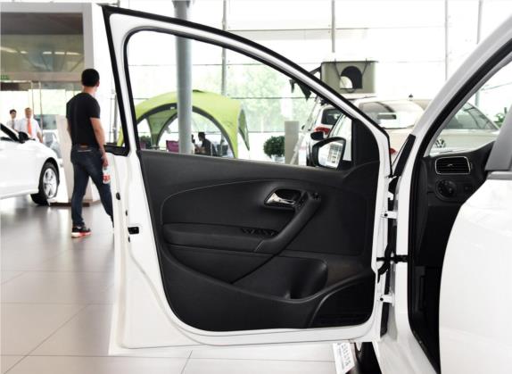 Polo 2016款 1.6L 手动舒适型 车厢座椅   前门板