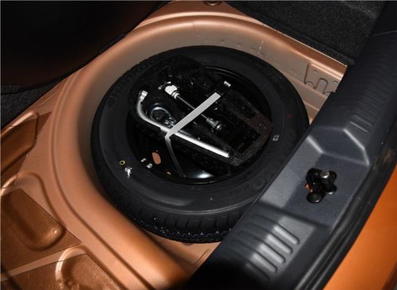 Polo 2016款 1.4L Cross Polo 自动 其他细节类   备胎