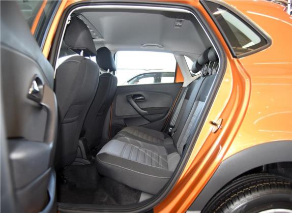 Polo 2016款 1.6L Cross Polo 自动 车厢座椅   后排空间
