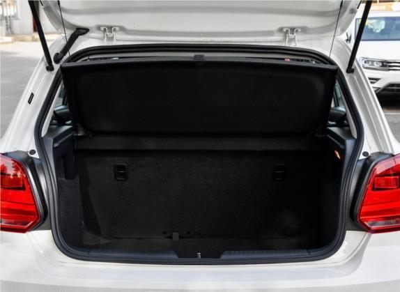 Polo 2018款 1.5L 手动安驾型 车厢座椅   后备厢