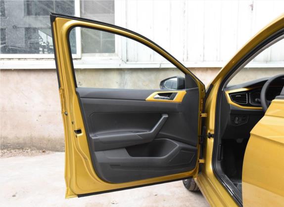 Polo 2019款 Plus 1.5L 自动Beats潮酷版 车厢座椅   前门板