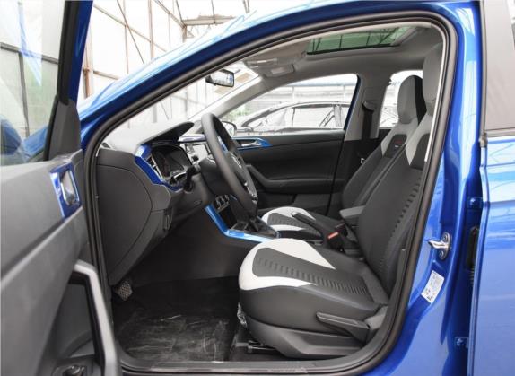 Polo 2019款 Plus 1.5L 自动炫彩科技版 车厢座椅   前排空间