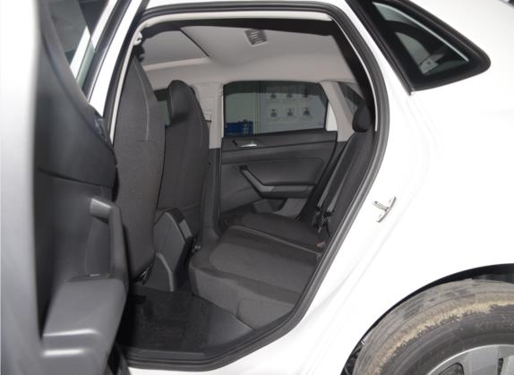 Polo 2021款 Plus 1.5L 手动全景乐享版 车厢座椅   后排空间